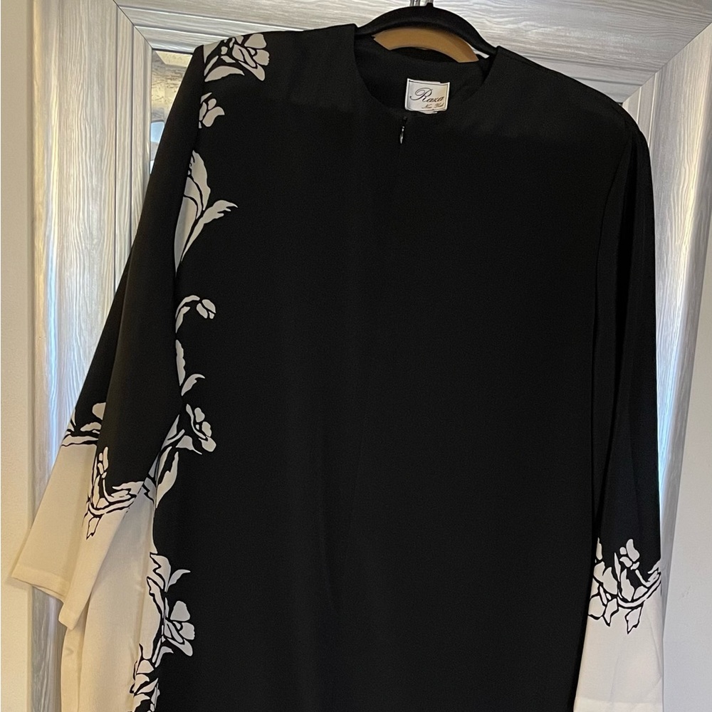 Raza New York Vintage 2X Black & Cream Maxi Kaftan With Zippered Front